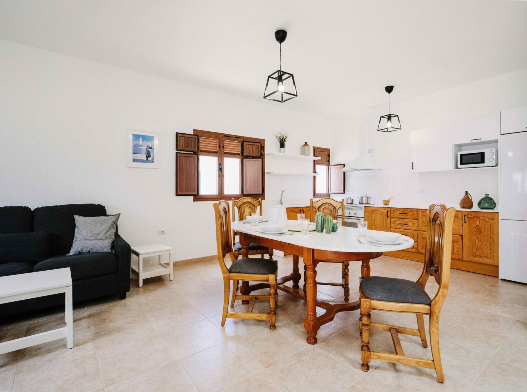 Apartamentos El Marinero - Casa Juana Калета-де-Себо Экстерьер фото